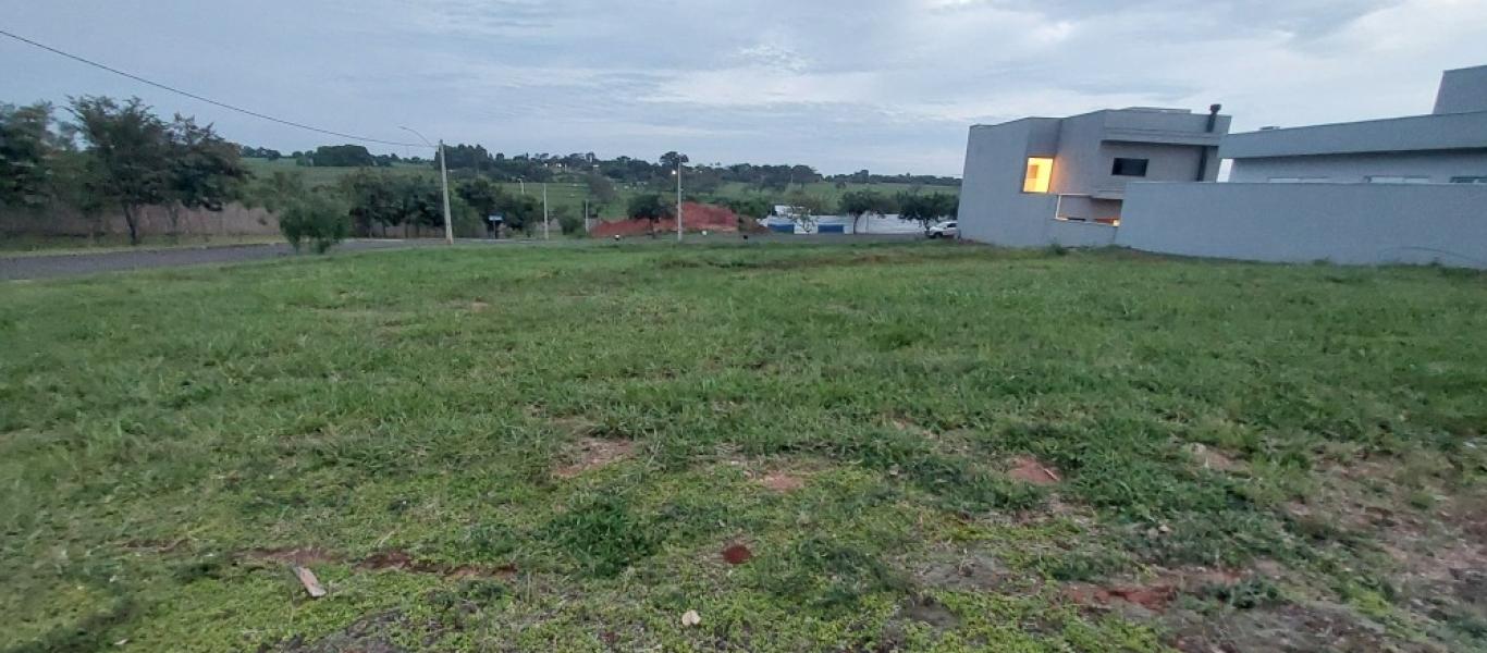 TERRENO NO RESIDENCIAL VILLAGE DAMHA em Assis