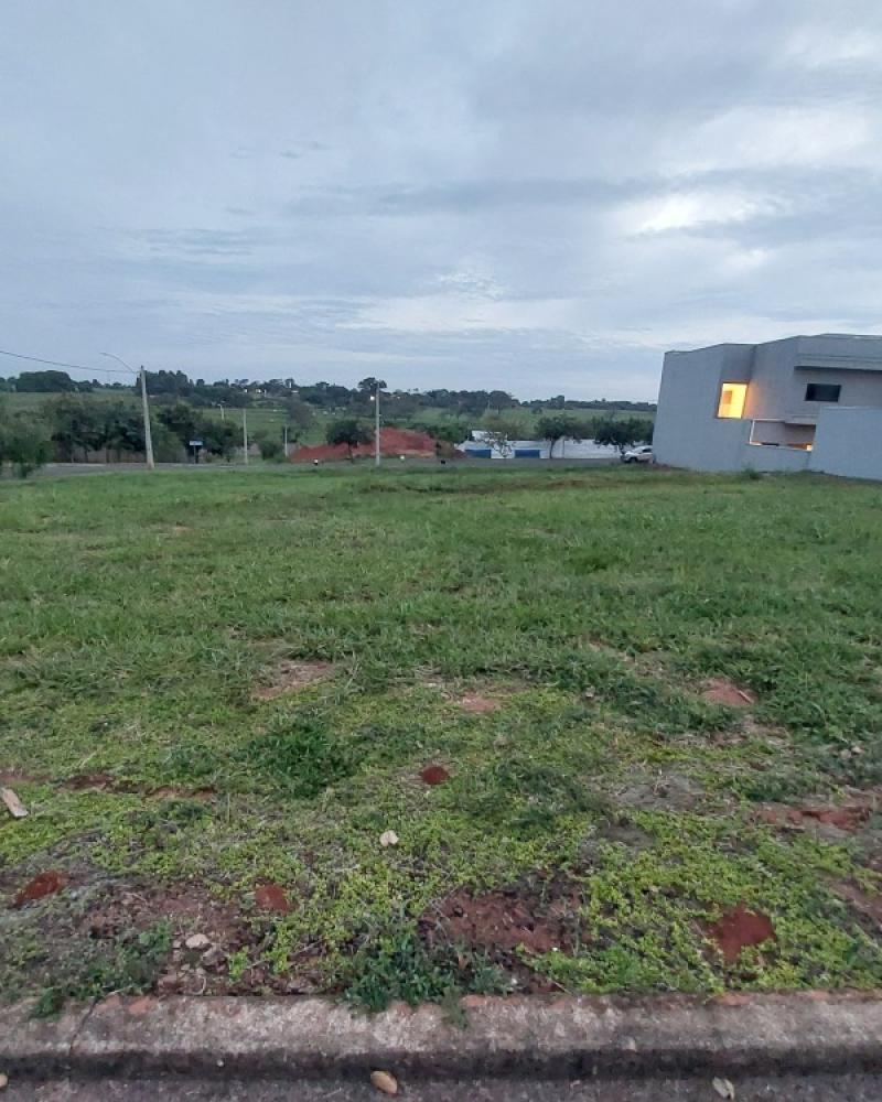 TERRENO NO RESIDENCIAL VILLAGE DAMHA em Assis