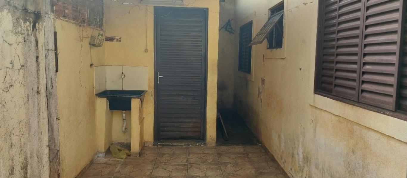 CASA NA VILA OPERÁRIA em Assis