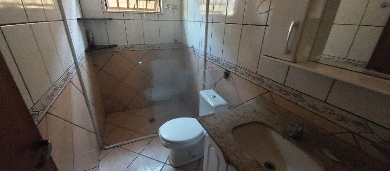CASA NA VILA OPERÁRIA em Assis