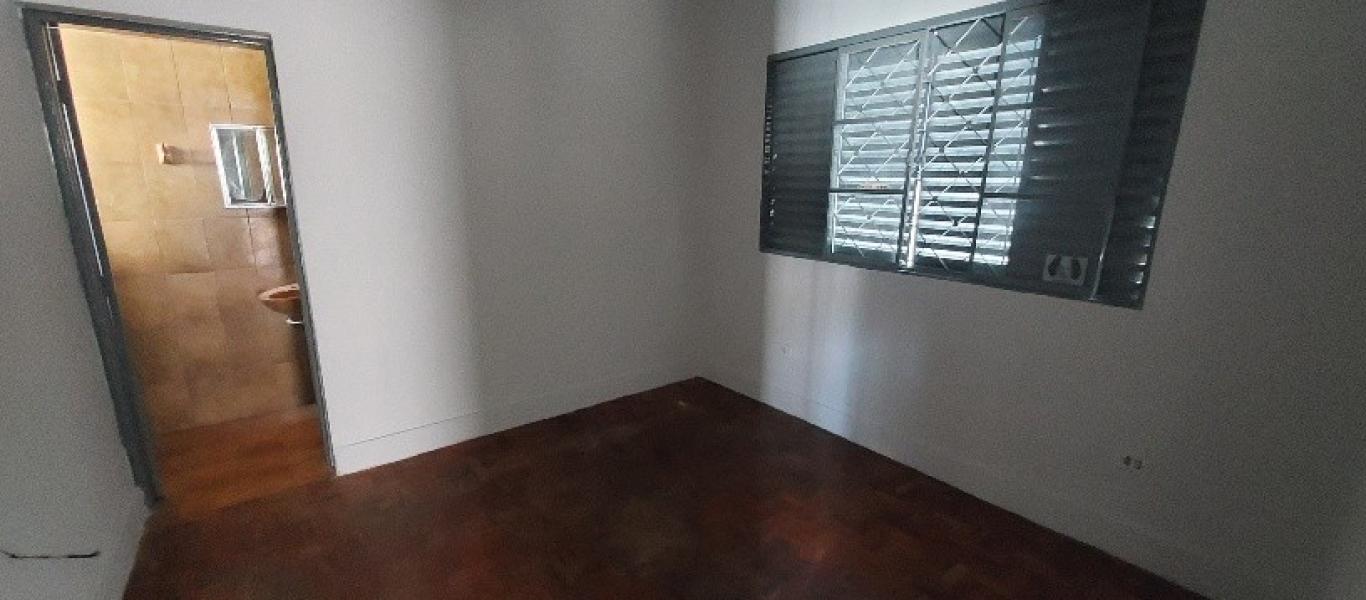 CASA NA VILA SANTA CECILIA em Assis