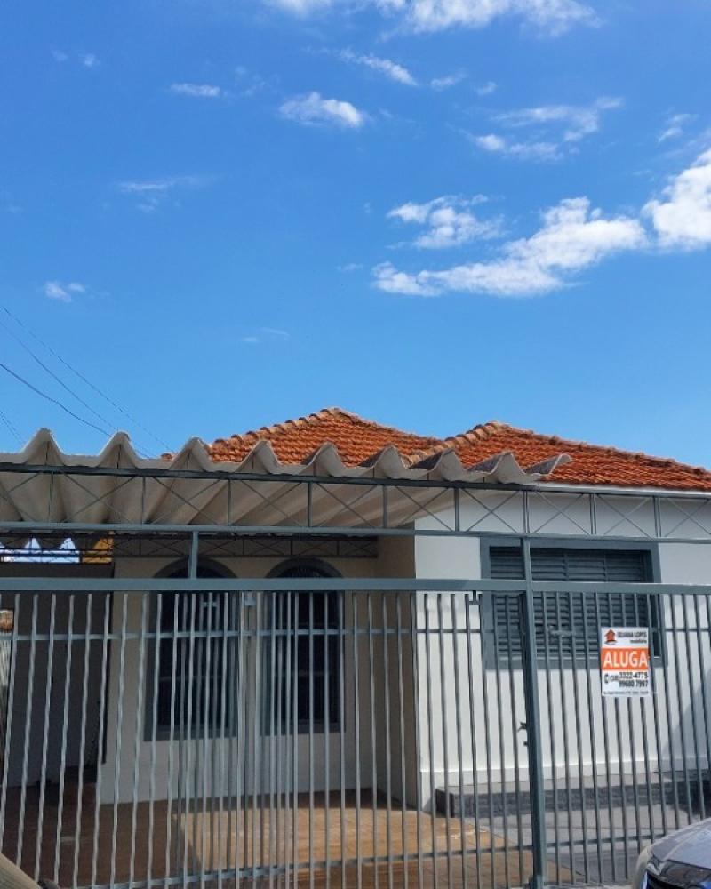 CASA NA VILA SANTA CECILIA em Assis