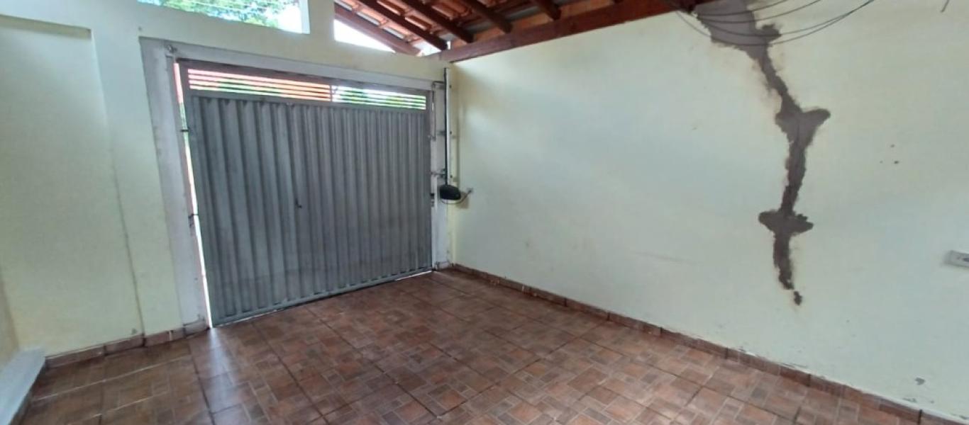CASA NO Parque Universitário em Assis