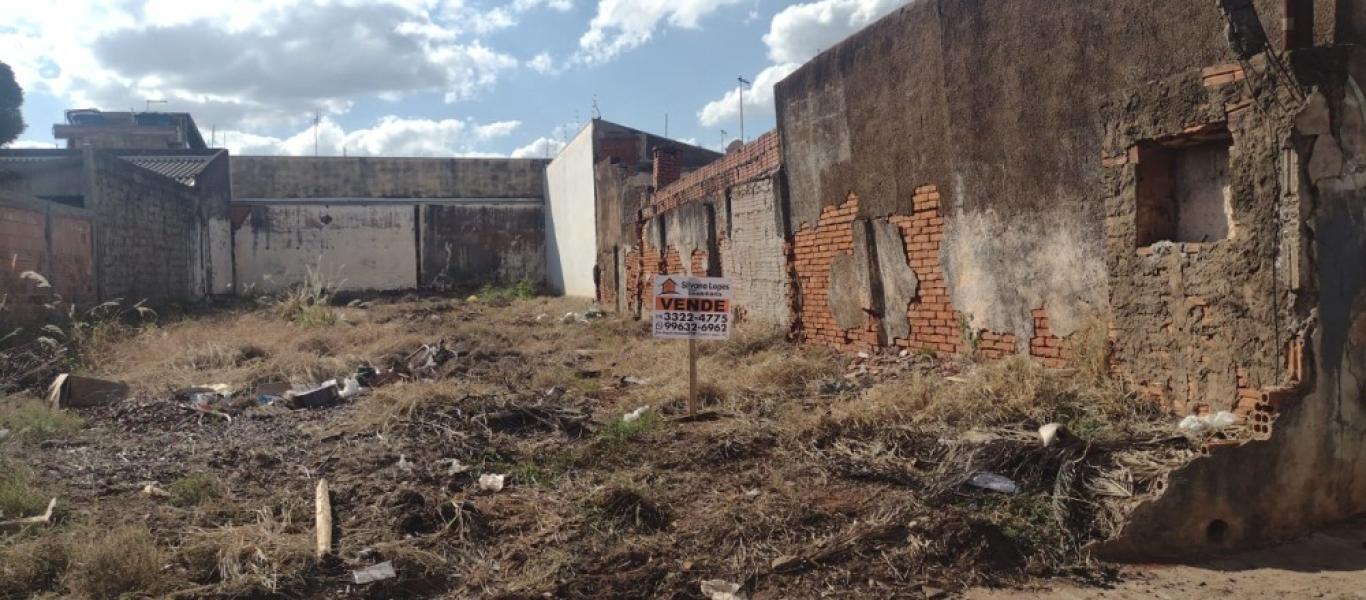 TERRENO NA VILA XAVIER em Assis