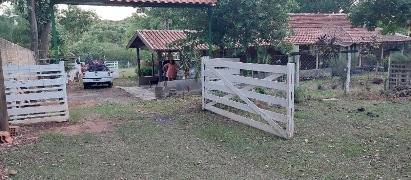 CHÁCARA NA ÁGUA DO ÓLEO em Assis