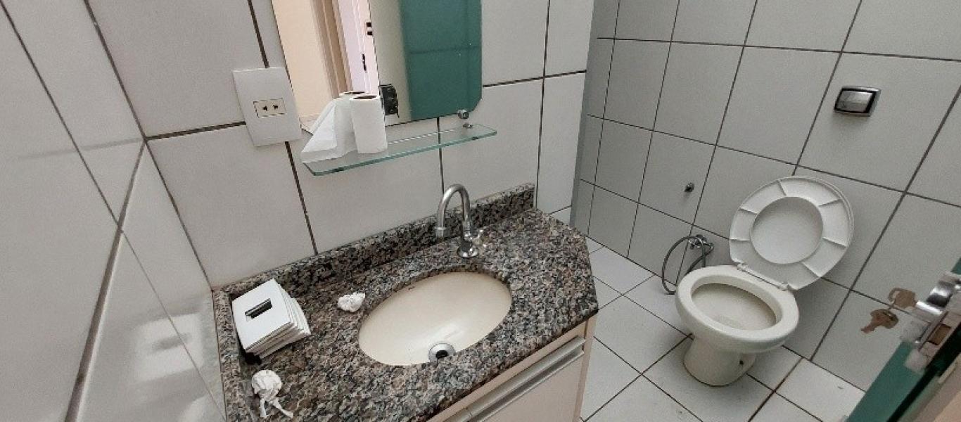 CASA NA Vila Tênis Clube em Assis