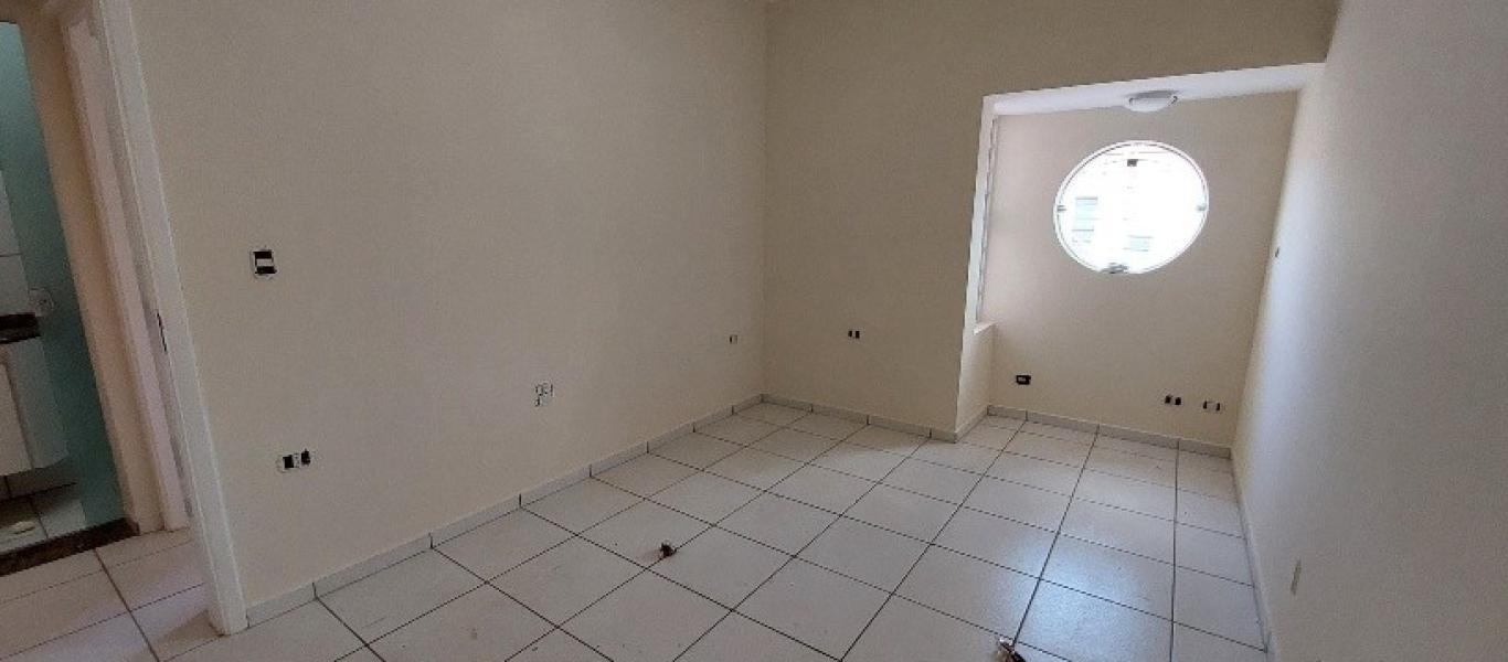 CASA NA Vila Tênis Clube em Assis