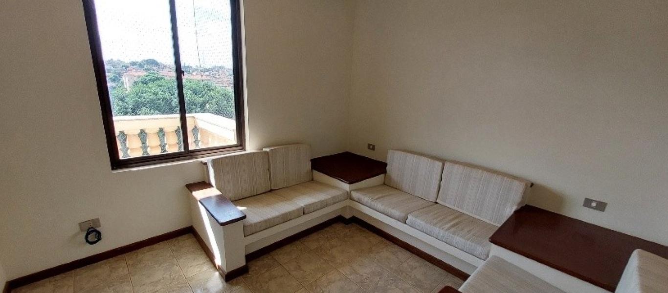 APARTAMENTO NA Centro em Assis