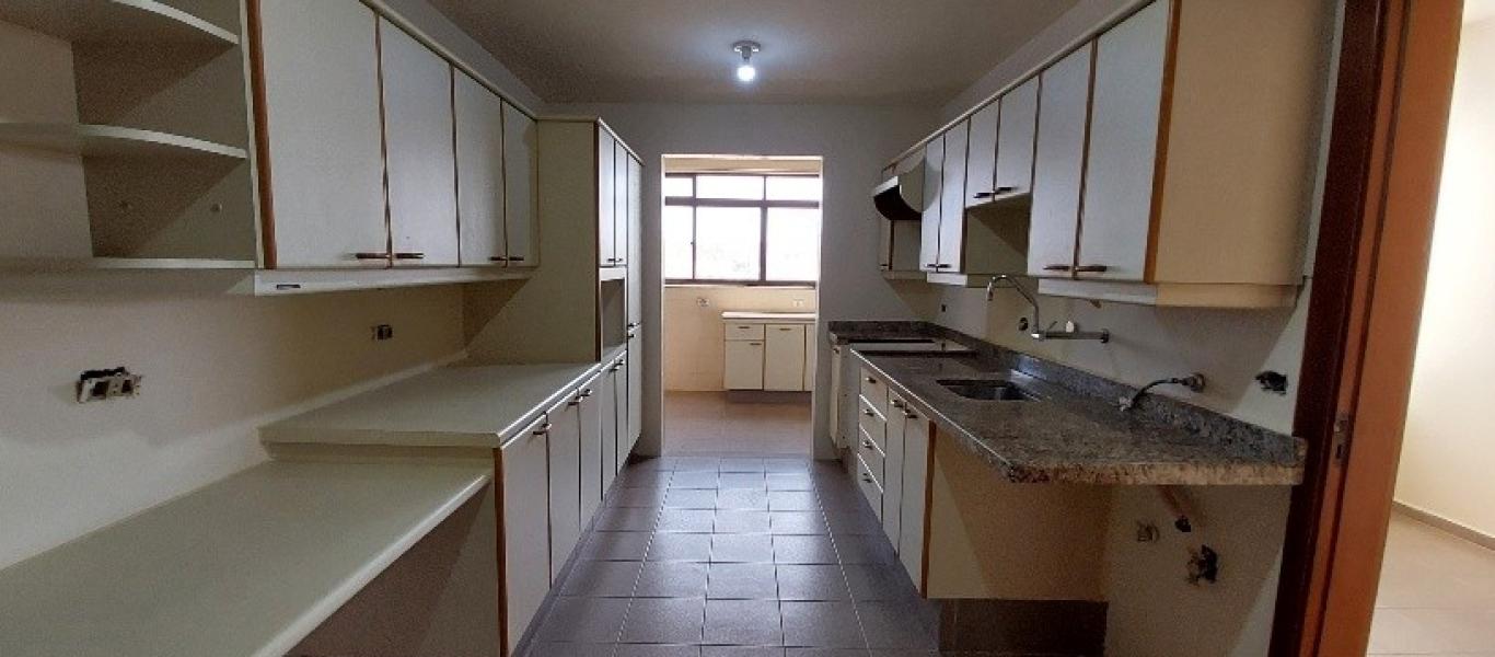 APARTAMENTO NA Centro em Assis