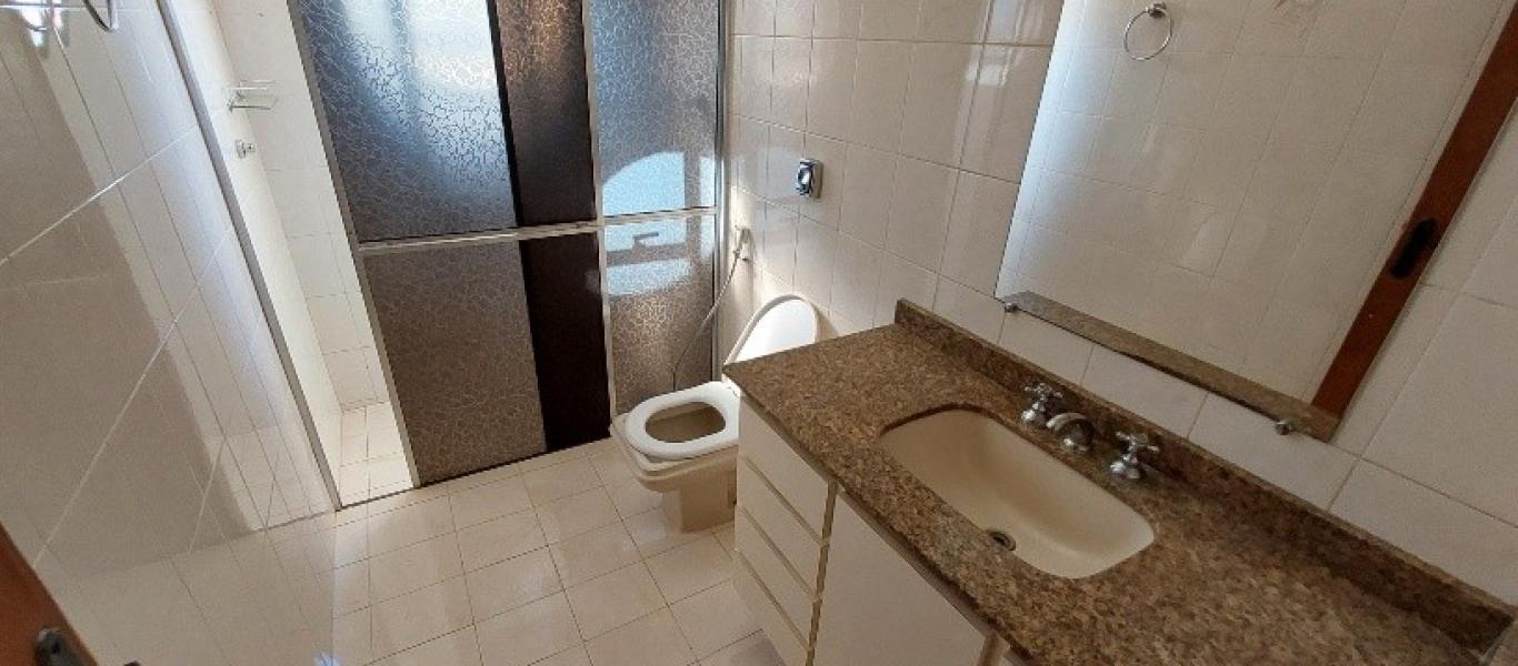 APARTAMENTO NA Centro em Assis