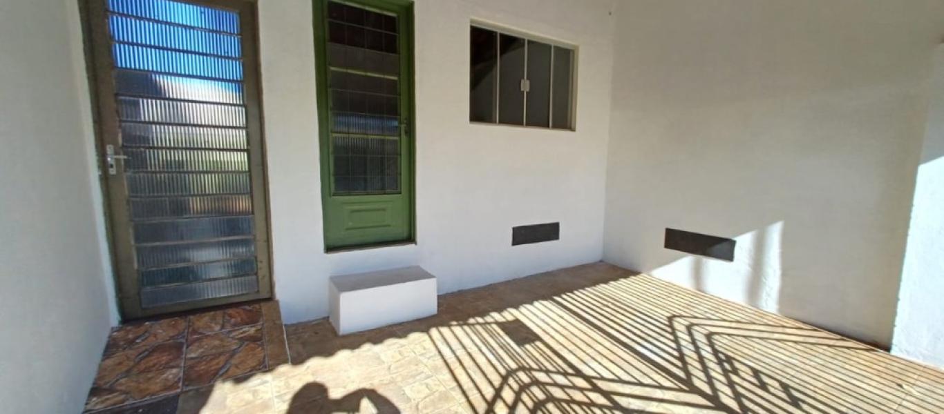 CASA NA Vila Carvalho em Assis