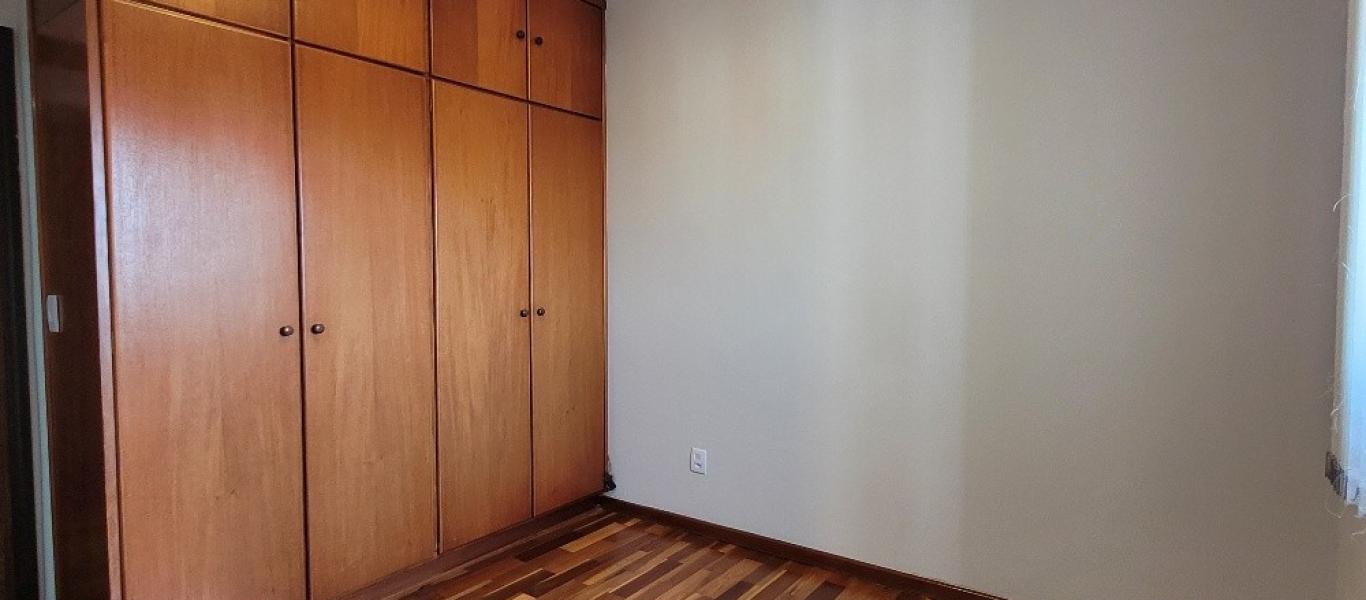 APARTAMENTO NA Vila Central em Assis