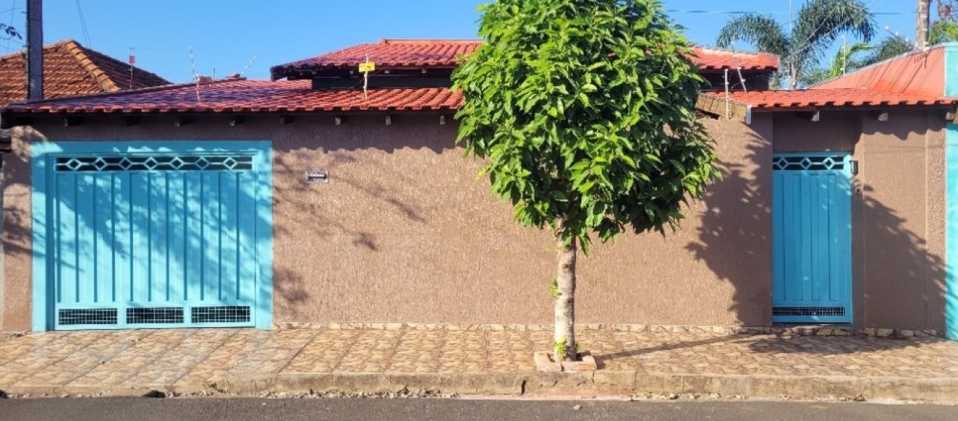 CASA NA Vila Ribeiro em Assis