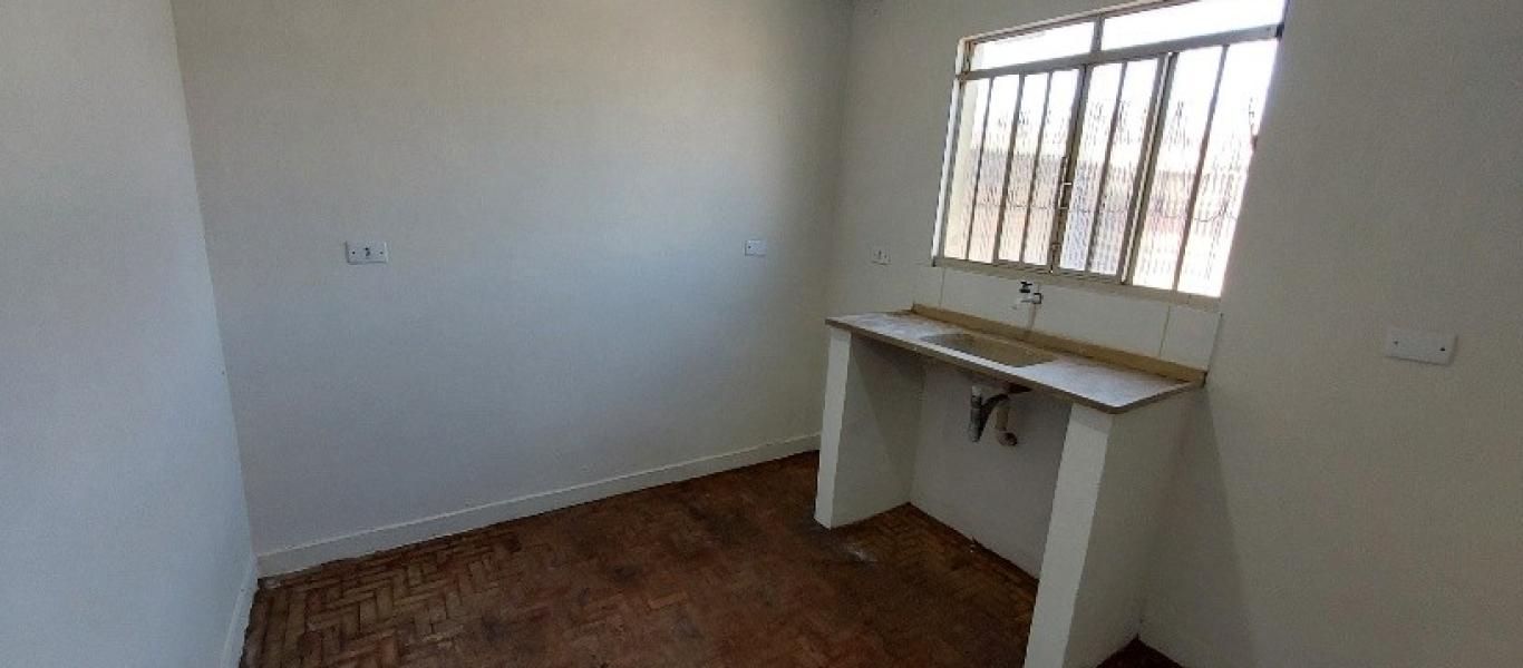 CASA NA VILA CENTRAL em Assis