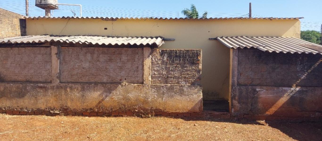 CASA NA Vila Nova Santana em Assis