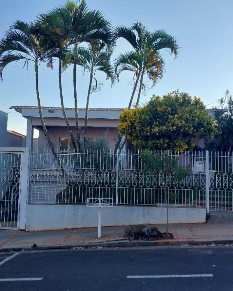 CASA NA Centro em Assis