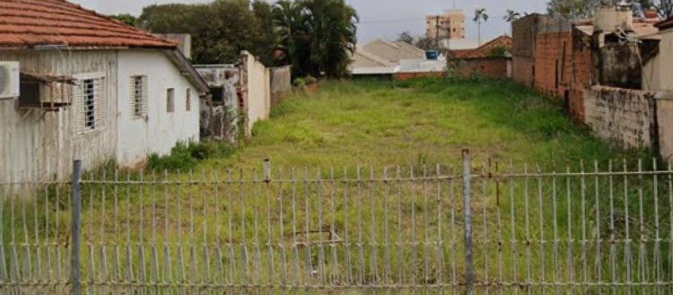 TERRENO NA Centro em Assis