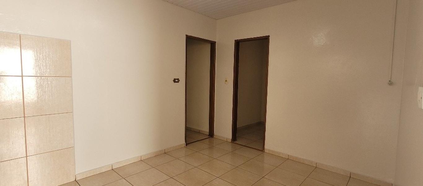 CASA NA Vila Carvalho em Assis