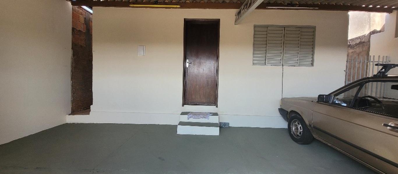 CASA NA Vila Carvalho em Assis