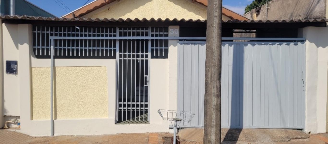 CASA NA Vila Carvalho em Assis