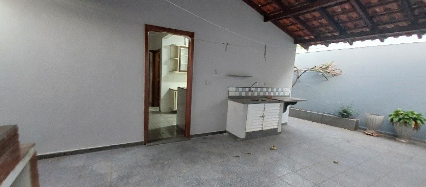 CASA NA Vila Xavier em Assis