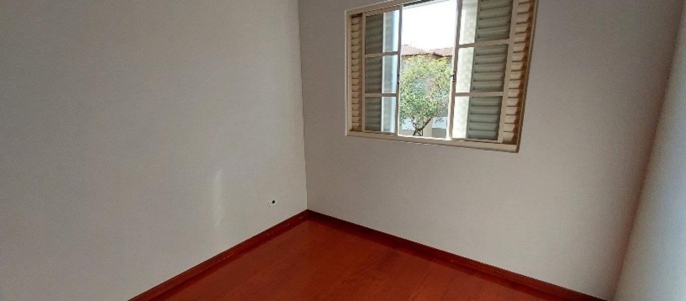 APARTAMENTO NA Vila Claudia em Assis