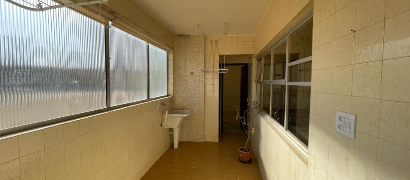 APARTAMENTO NA Centro em Assis