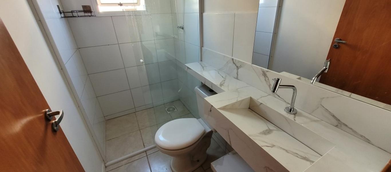 APARTAMENTO NA INOCOOP em Assis