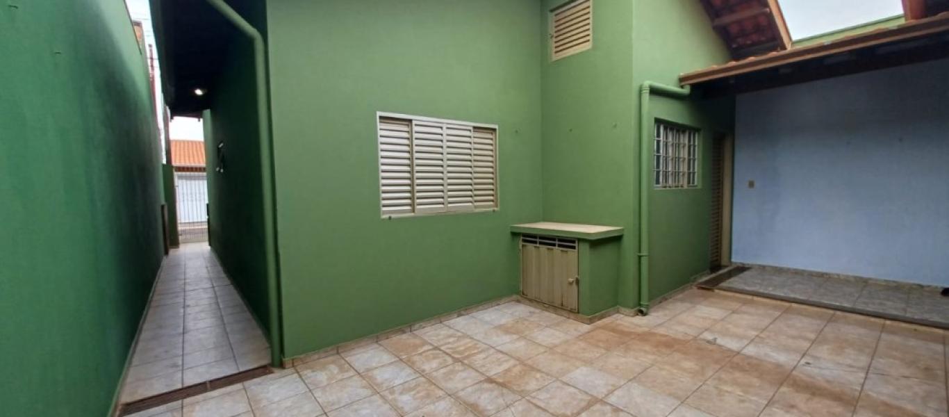 CASA NO Parque das Flores em Assis