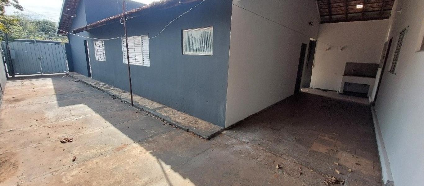 CASA NA ASSIS 4 em Assis