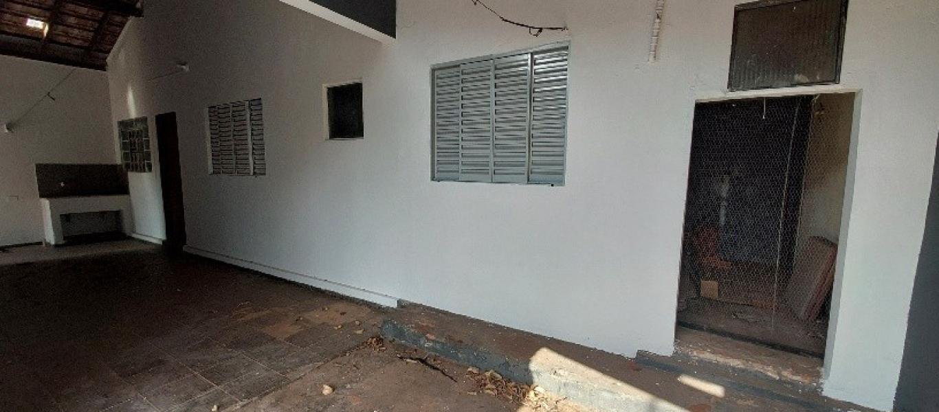 CASA NA ASSIS 4 em Assis