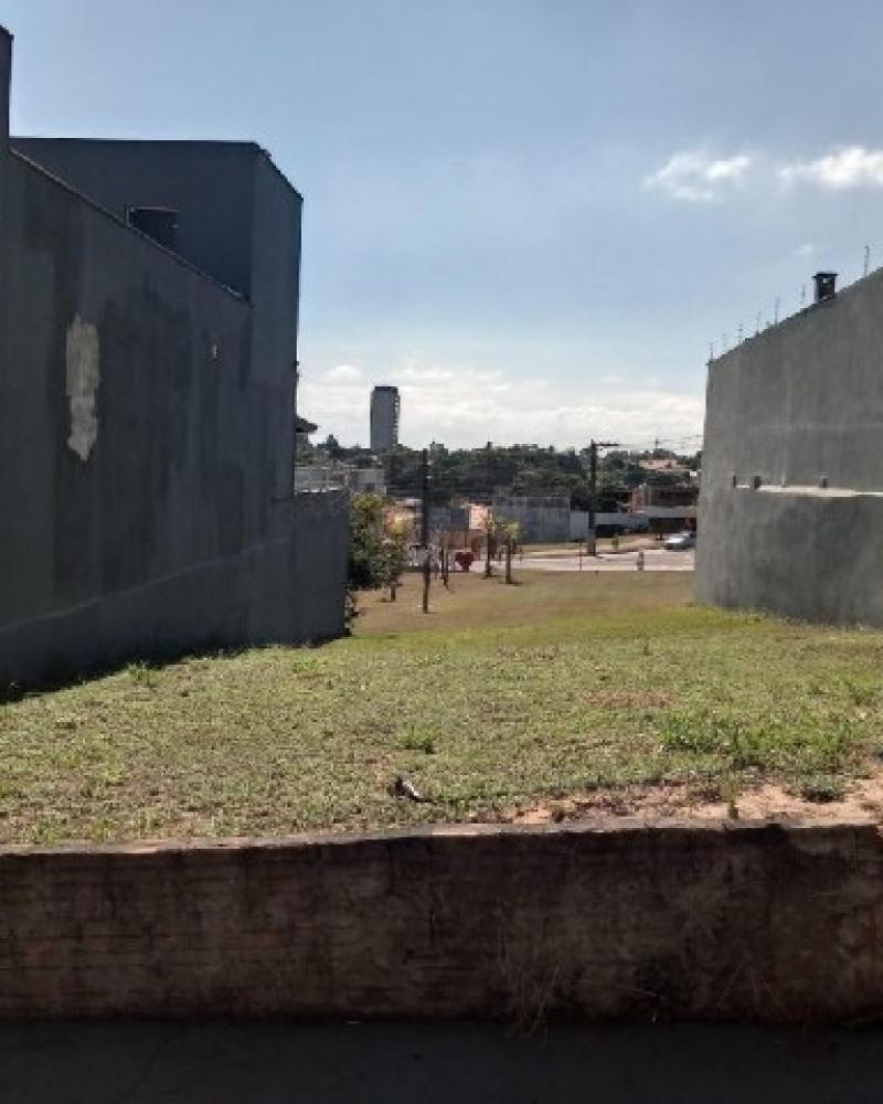 TERRENO NA Vila Ouro Verde em Assis