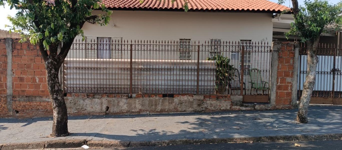 CASA NA VILA SOUZA em Assis