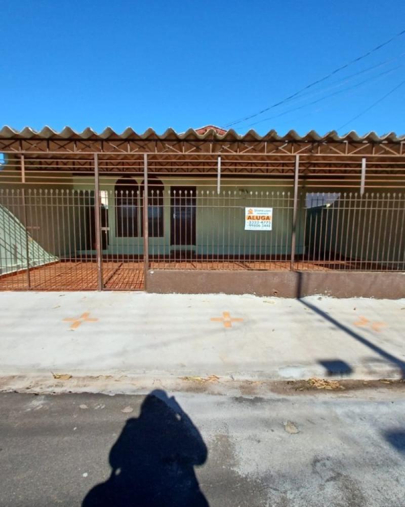 CASA NA Vila Silvestre em Assis