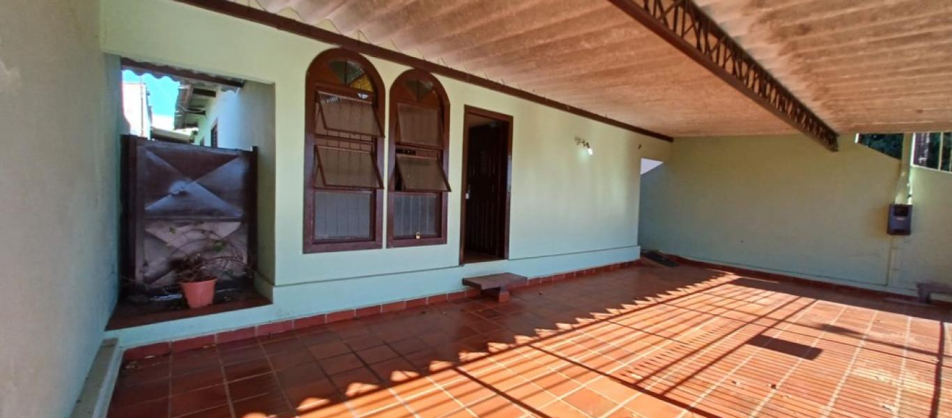 CASA NA Vila Silvestre em Assis