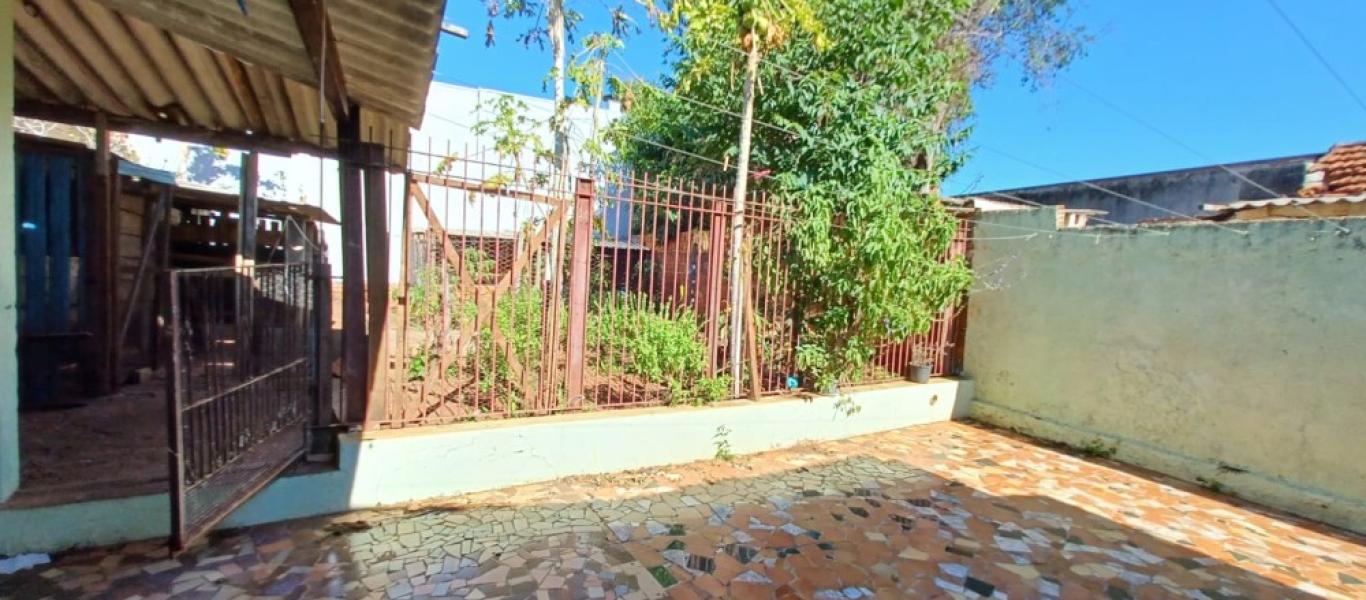 CASA NA Vila Silvestre em Assis