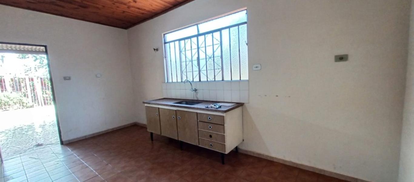 CASA NA Vila Silvestre em Assis