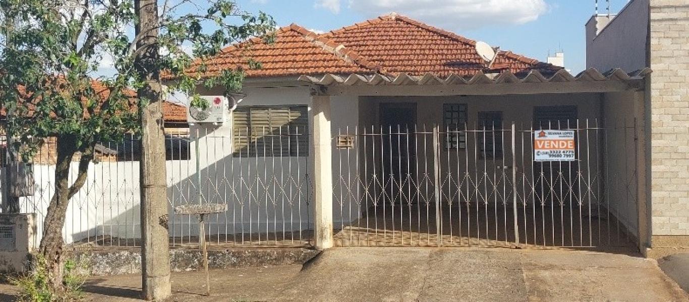 CASA NA Vila Adileta em Assis