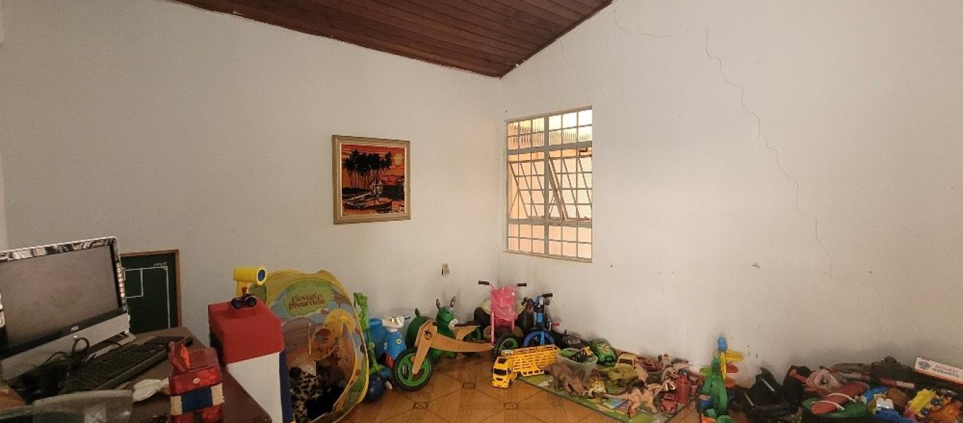 CASA NA Vila Ribeiro em Assis