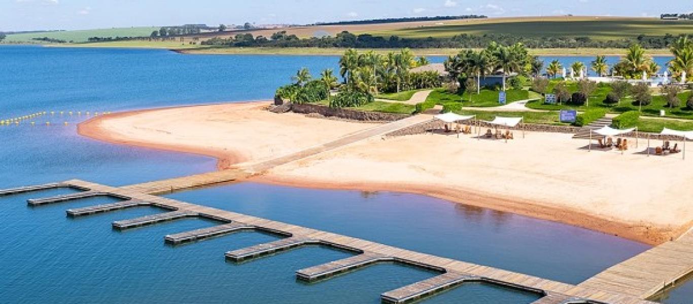 TERRENO NA Riviera de Santa Cristina II em Itaí