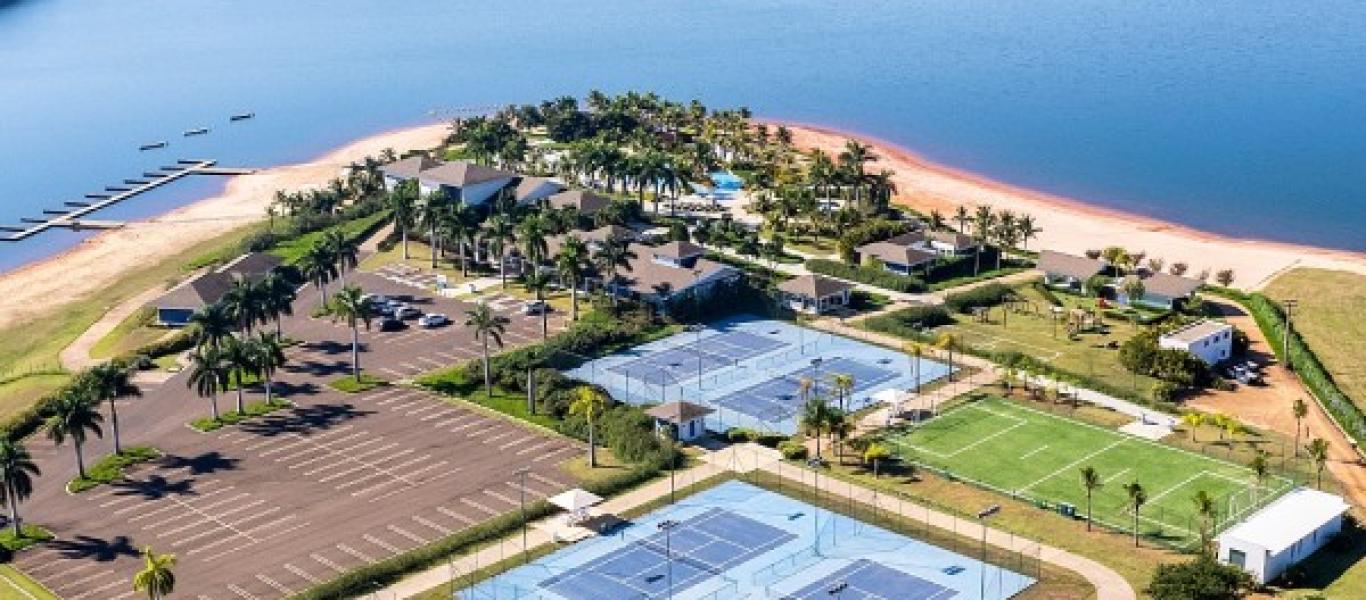 TERRENO NA Riviera de Santa Cristina II em Itaí