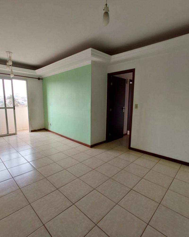 APARTAMENTO NA Centro em Assis