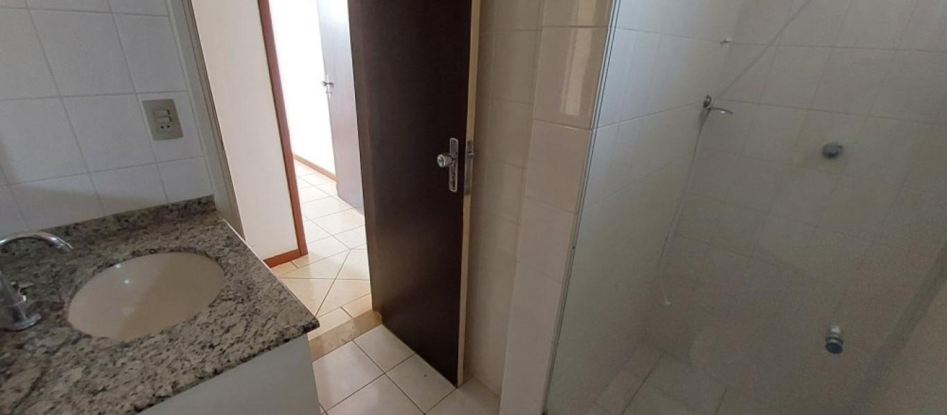 APARTAMENTO NA Centro em Assis