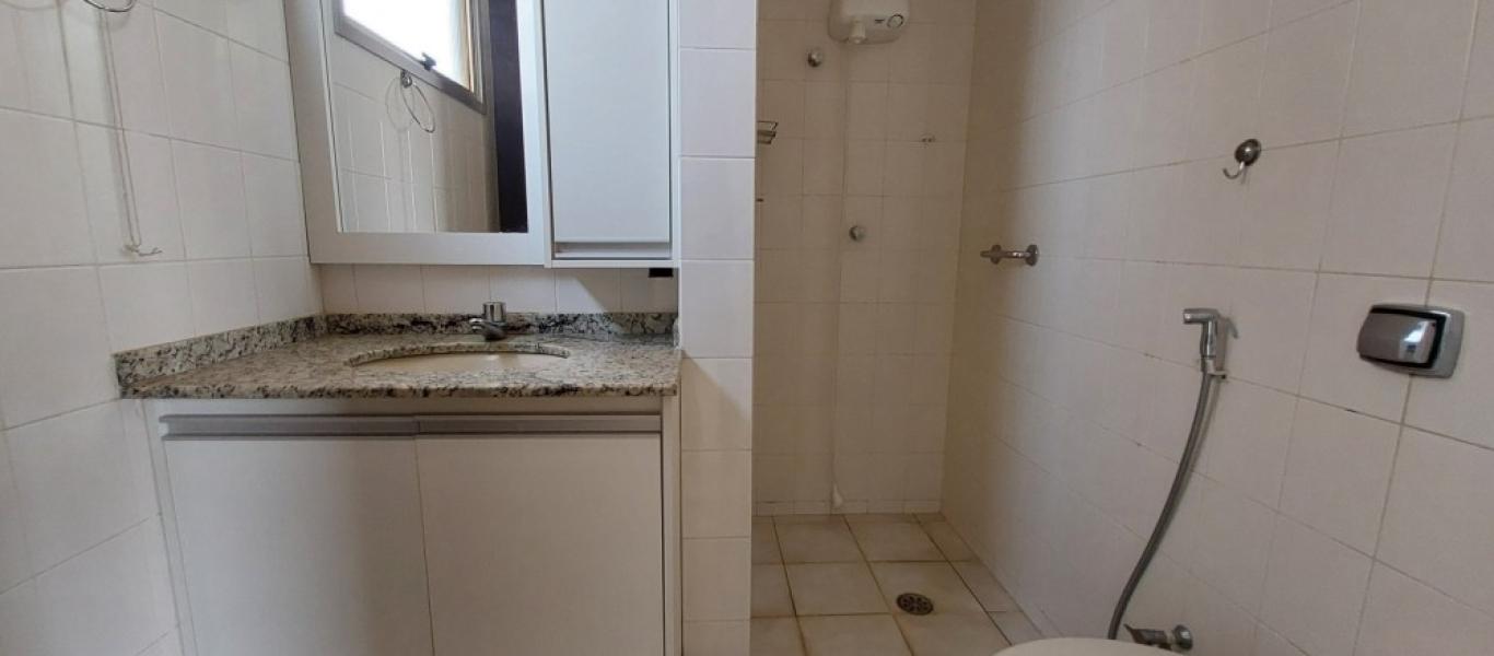 APARTAMENTO NA Centro em Assis