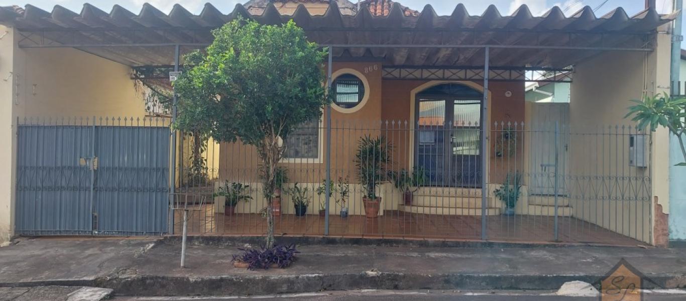 CASA NA Vila Ouro Verde em Assis