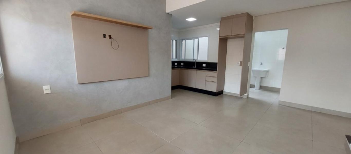 CASA NA Vila Tênis Clube em Assis