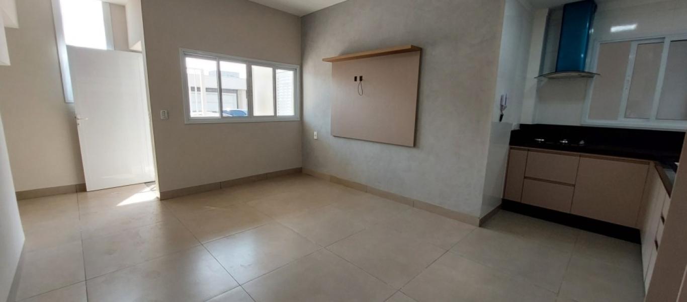 CASA NA Vila Tênis Clube em Assis