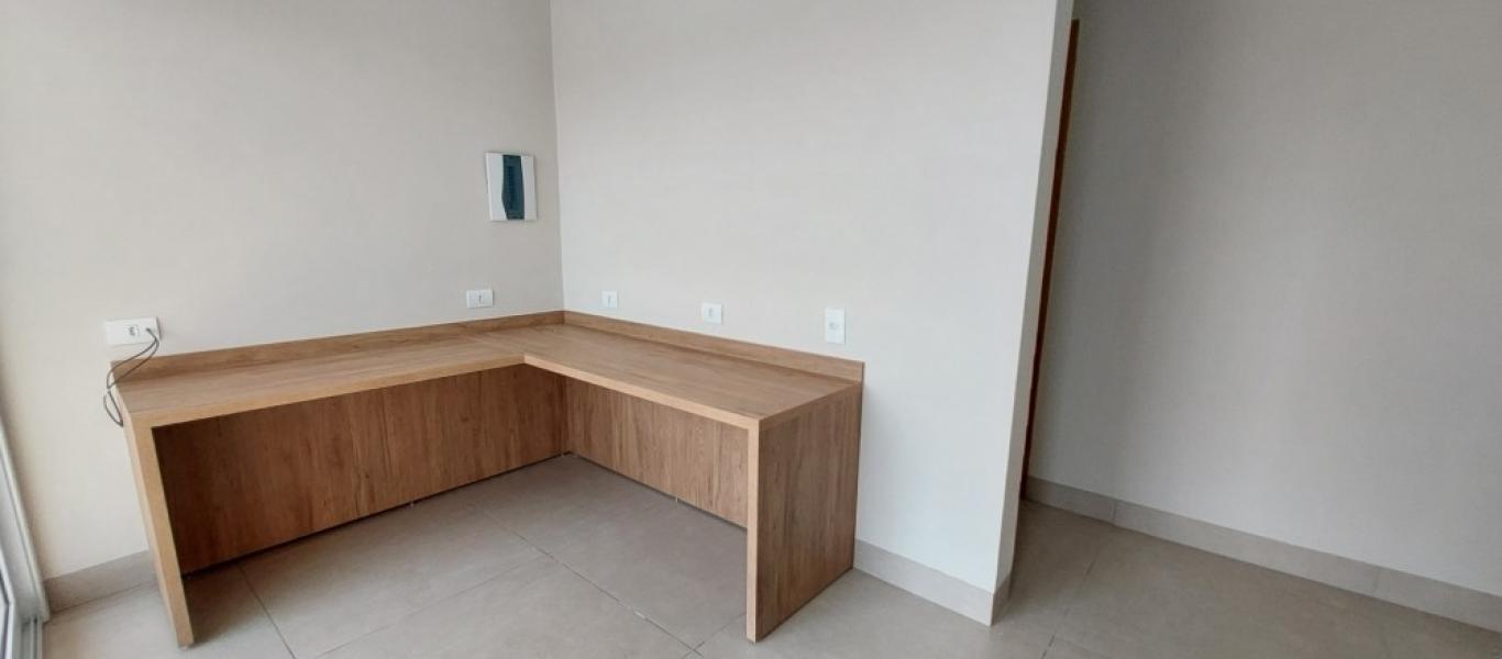 CASA NA Vila Tênis Clube em Assis