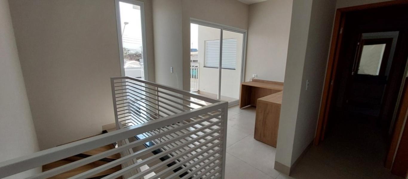 CASA NA Vila Tênis Clube em Assis