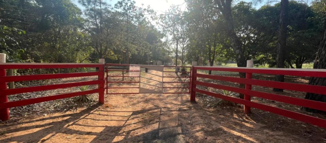 FAZENDA NA ÁGUA DA PINGA em ASSIS